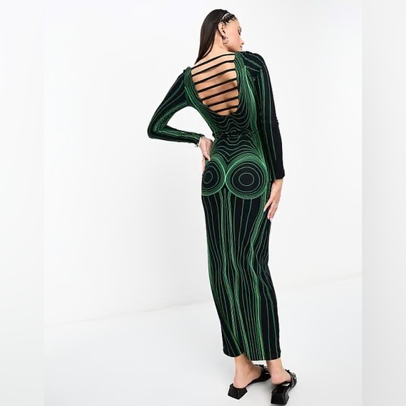 The Kript Body Illusion Maxi Dress - Picture 2 of 5